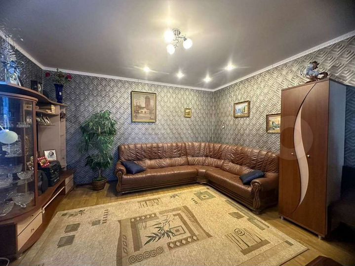 Дом 159 м² на участке 3,7 сот.