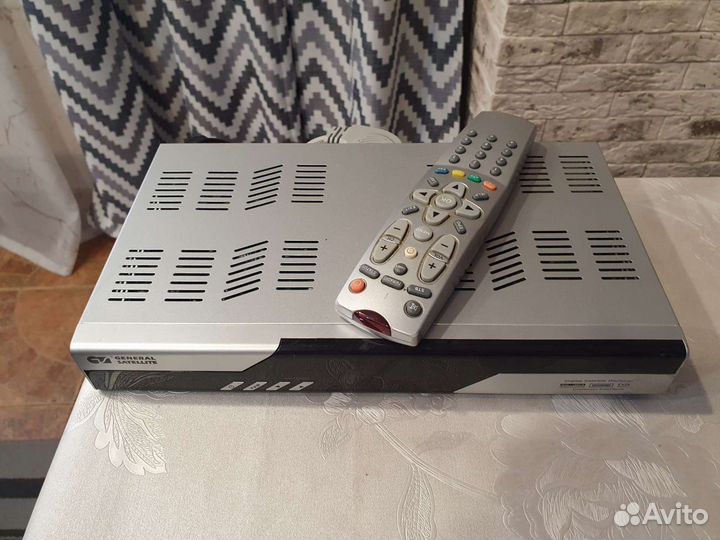 Ресивер триколор бу