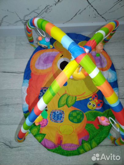 Развивающий коврик