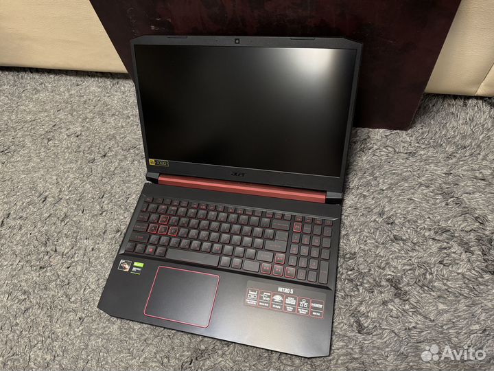 Игровой ноутбук Acer Nitro 5 (R5 3550H, GTX1650)