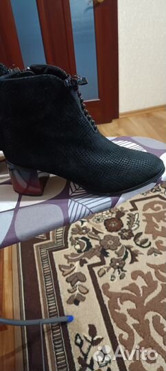 Полусапожки женские