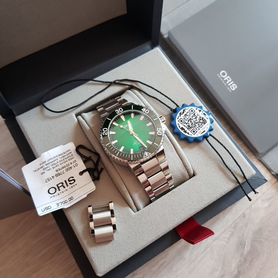 Oris Aquis calibre 400. 41.5 mm green