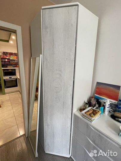 Шкаф угловой