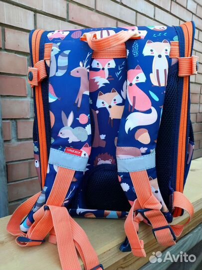 Школьный рюкзак grizzly