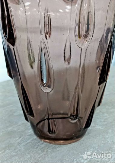 Ваза для цветов СССР из цветного стекла