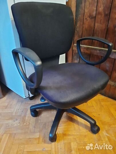 Компьютерное кресло