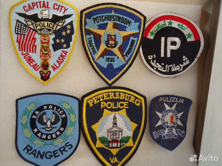 Шевроны полицейских мира