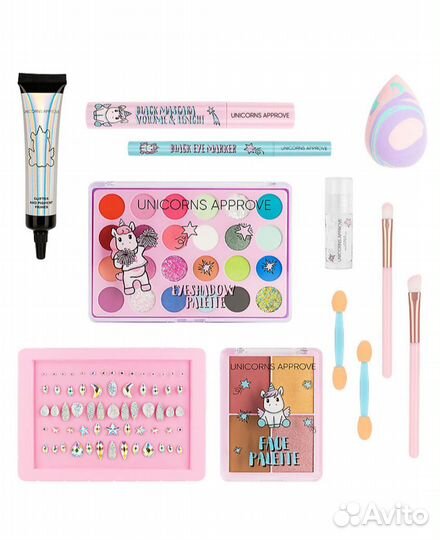 Макияжный набор в кейсе (детская косметика)