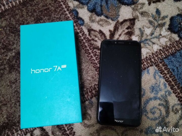 Телефон Honor 7a pro