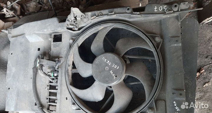 Вентилятор радиатор Пежо 307
