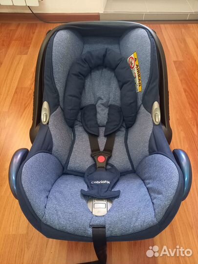 Автолюлька Maxi-Cosi с базой Isofix