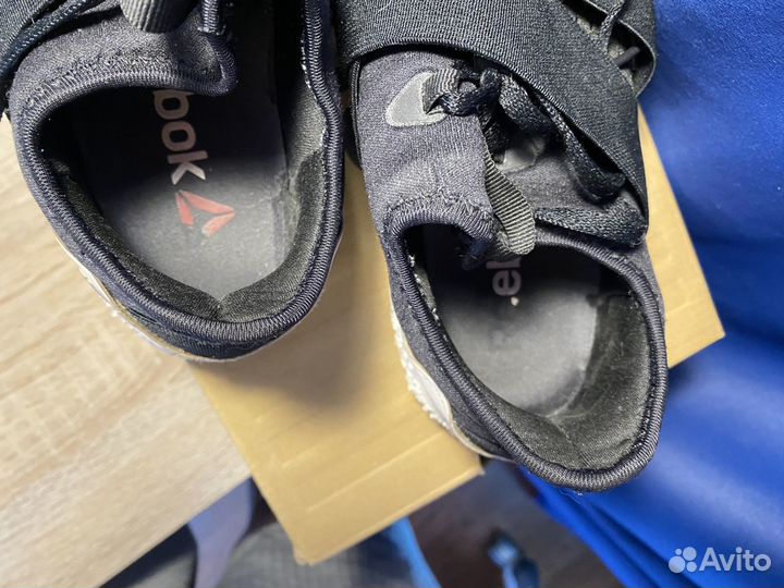 Кроссовки Reebok женские