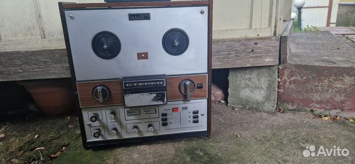 Аратор-Магнитофон времен СССР