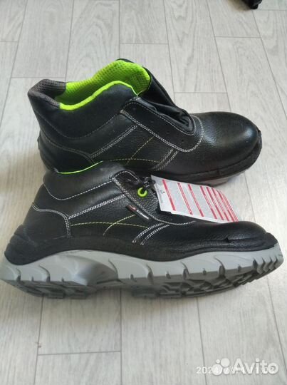 Ботинки мужские