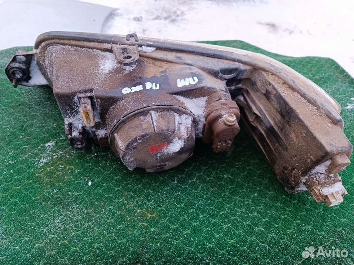 Фара правая Пежо 306 1998г