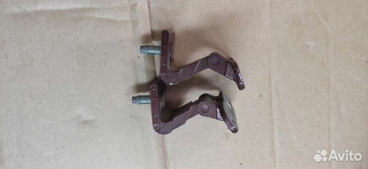 Петля крышки багажника Volkswagen