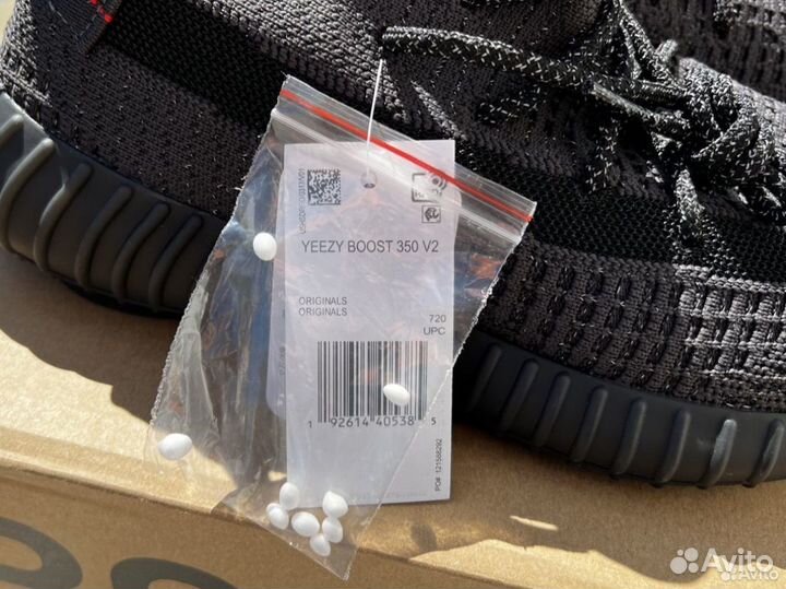 Кроссовки Adidas Yeezy Boost 350 black (черные)