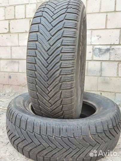 Michelin Alpin 6 215/65 R16 98H