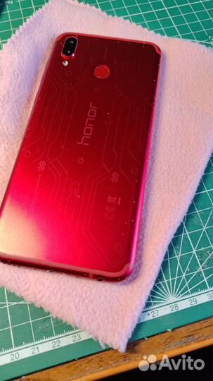 HONOR Play, 4/64 ГБ