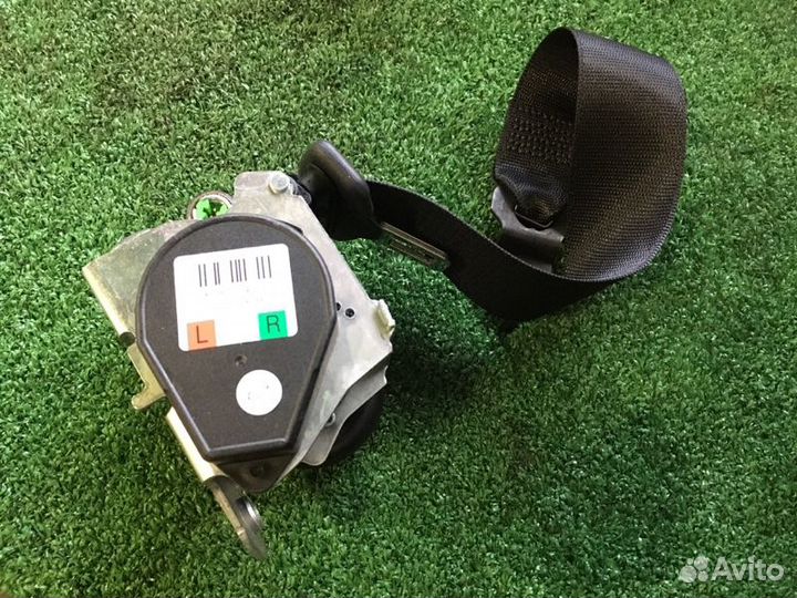 Ремень безопасности задний Mercedes-Benz E-Class