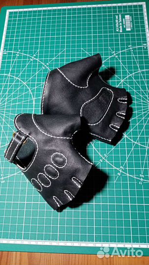 Кожаные перчатки ручной работы