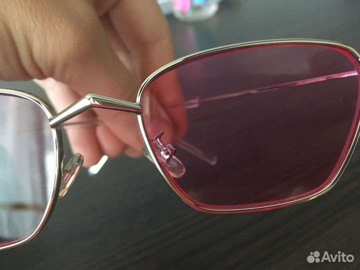 Солнцезащитные очки