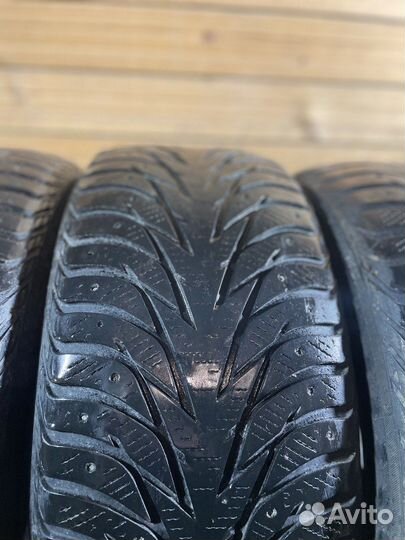 Yokohama Ice Guard Stud IG55 235/55 R17