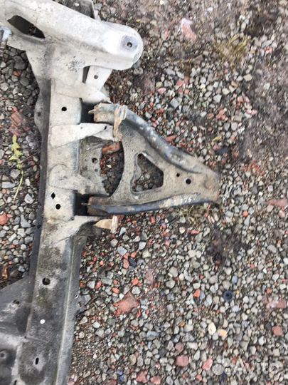 Renault Megan 1 подрамник