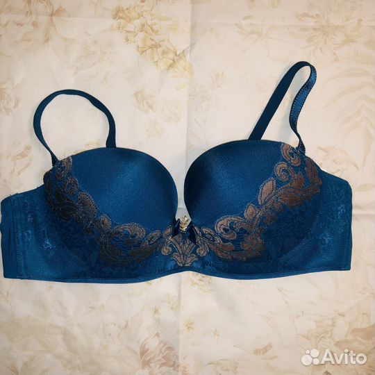 Бюстгалтер новый Rose&Petal