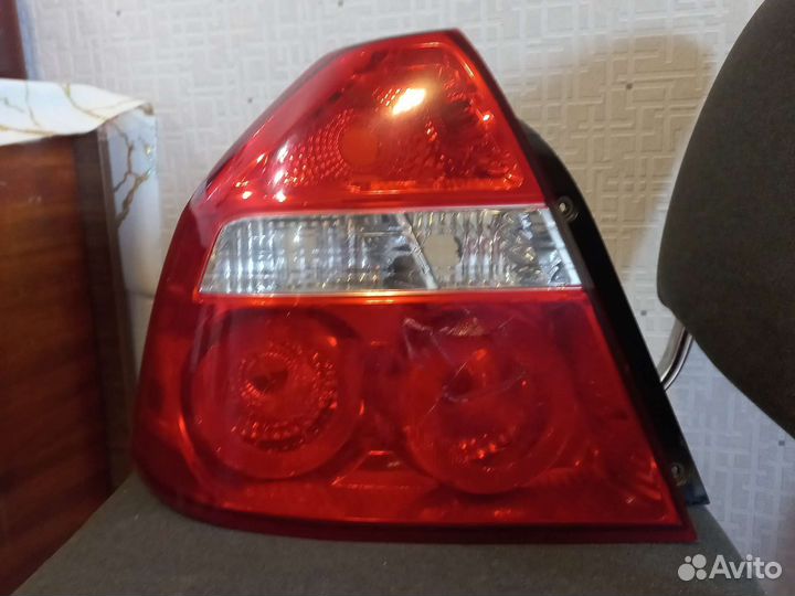 Задний левый фонарь Шевроле Авео Т250