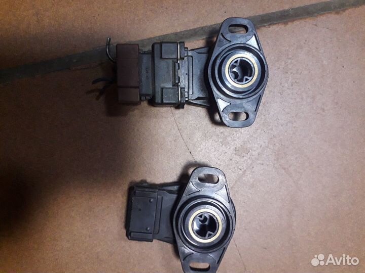 Датчик дроссельной заслонки Mitsubishi MD628186