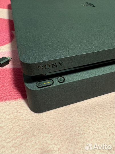 Sony playstation 4 slim 1tb