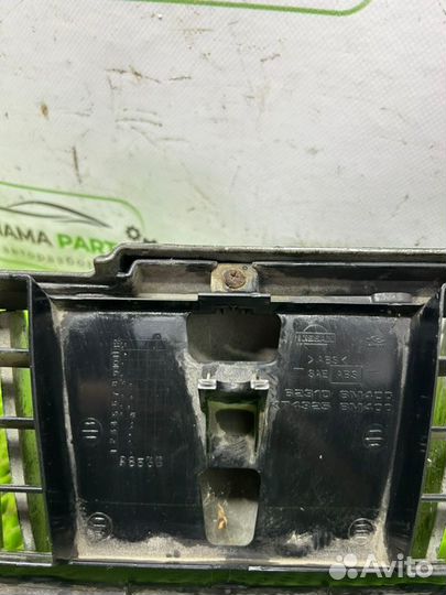 Решетка радиатора Nissan Bluebird Sylphy FG10 2003