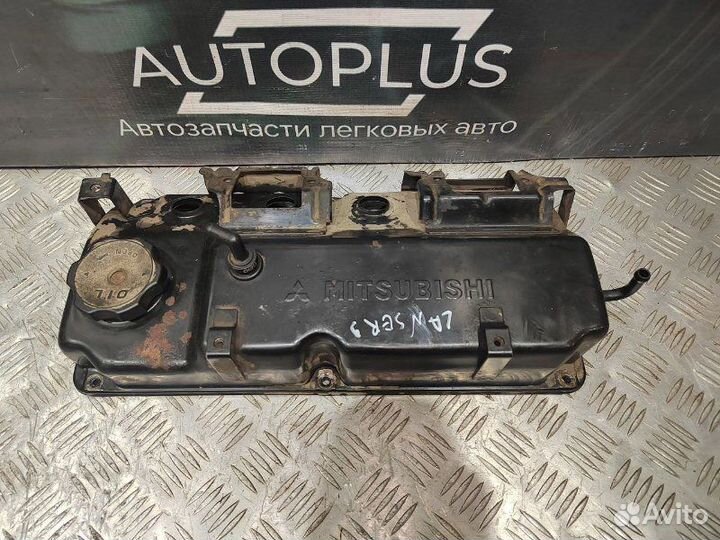 Клапанная крышка Mitsubishi Lancer седан IX 4G18