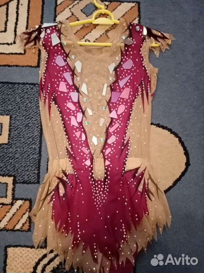 Купальник для художественной гимнастики