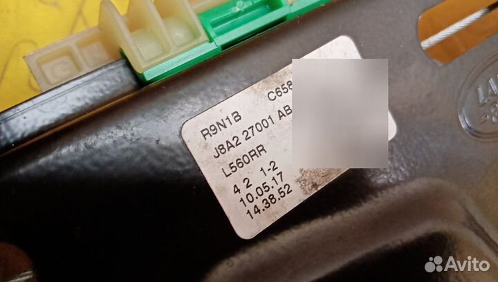 Стеклоподъемник задний левый Range Rover Velar LR093204