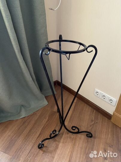 Подставка по цветочный горшок