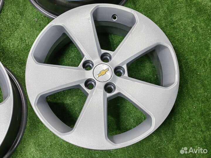 GM R-17 (5x105; Et42; 7j)