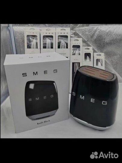 Набор кухонных ножей smeg