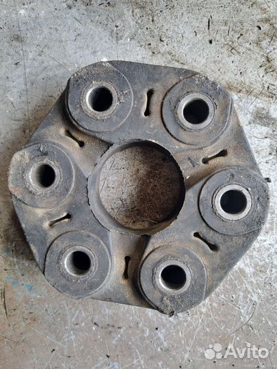 Эластичная муфта BMW E60