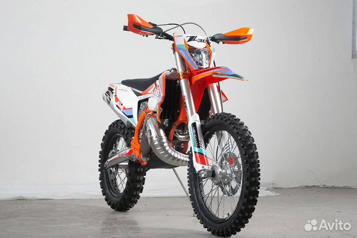 Hengjian 300 2T (GR 8)