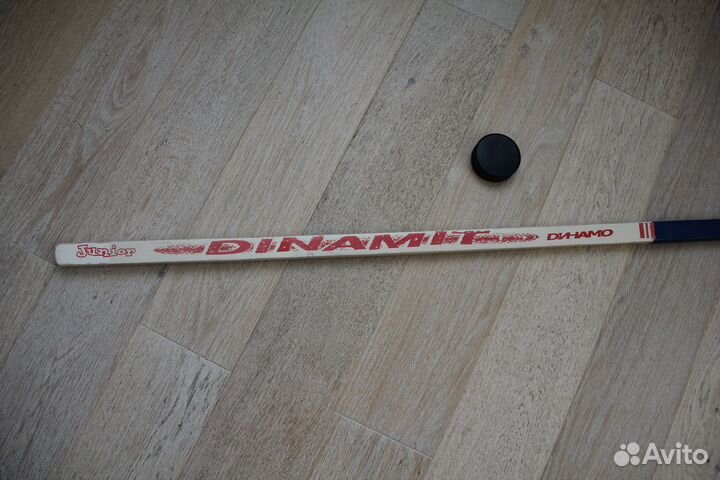 Клюшка хоккейная