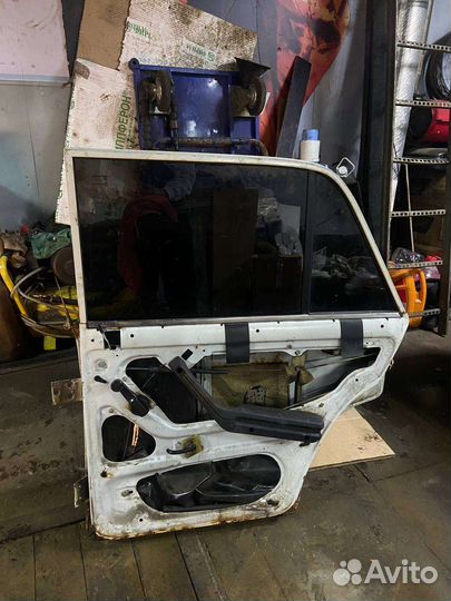 Дверь ваз 05,07