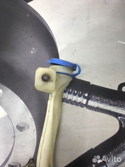 Горловина бачка стеклоомывателя Mercedes-Benz