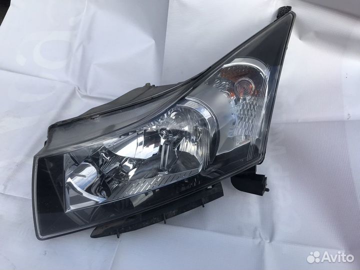 Фарa chevrolet cruze