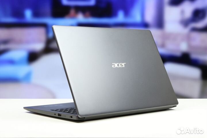 Тонкий Acer 15/4Gb/SSD/4 ядра/Win 10