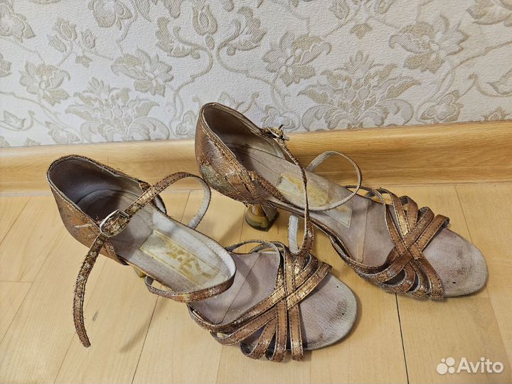 Бальные туфли