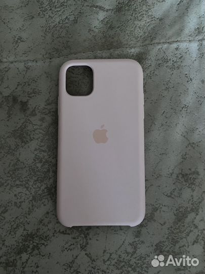 Чехол на iPhone 11