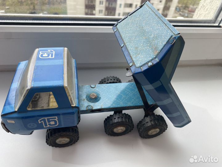 Модель самосвал Урал СССР