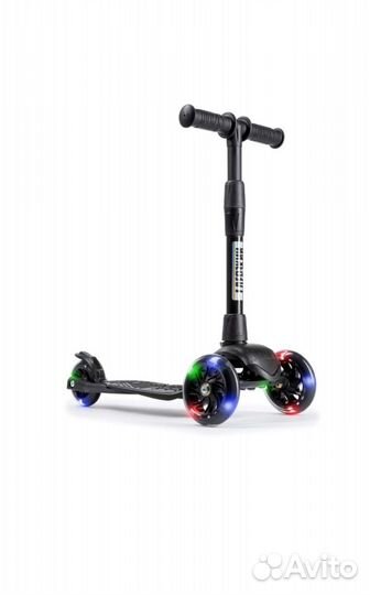 Самокат трехколесный 